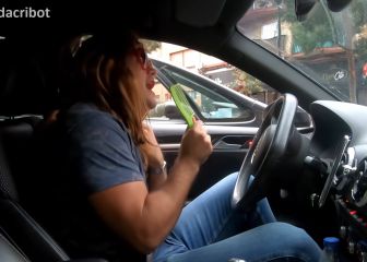 Cámara oculta: así reacciona la gente cuando pone música a tope en el coche