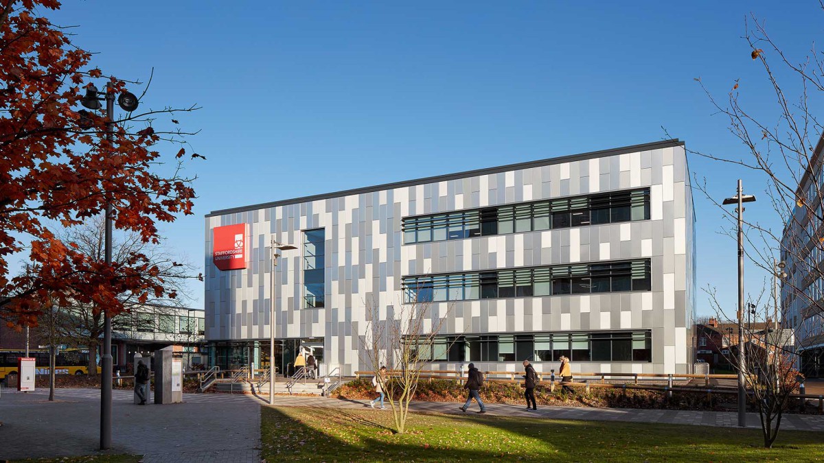 Staffordshire se convierte en la primera universidad británica con grado en deportes electrónicos