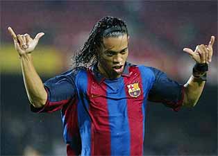 Ronaldinho también es clave en Europa