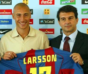 El Barcelona presenta a Larsson