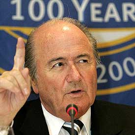 Blatter: "China sería un buen organizador de la Copa Mundial"