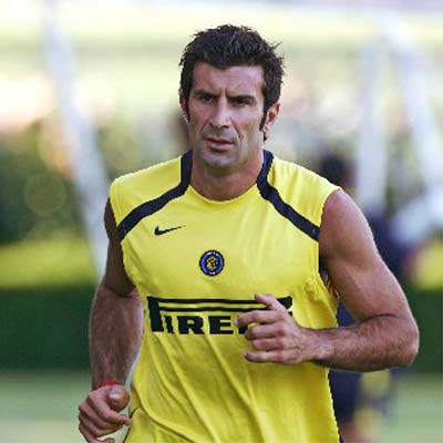 Figo ya es jugador del Inter