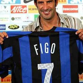 El Inter presenta a Figo: "Luxemburgo no confiaba en mí" El Inter presenta a Figo: "Luxemburgo no confiaba en mí"