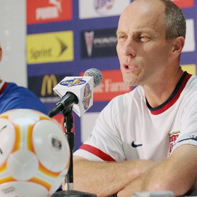 Bradley: "No se pueden cometer errores ante Paraguay"