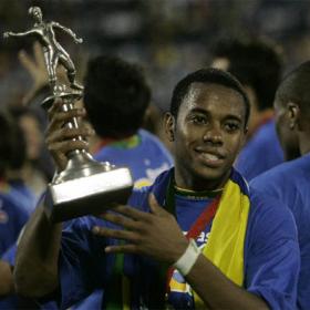 Robinho, mejor jugador y máximo goleador Robinho, mejor jugador y máximo goleador