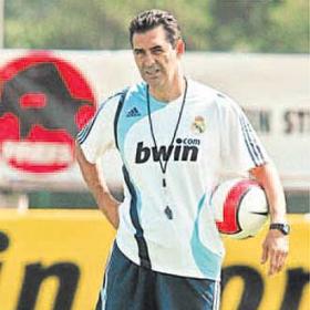 Manuel Ruiz es el cerebro de las jugadas ensayadas Manuel Ruiz es el cerebro de las jugadas ensayadas