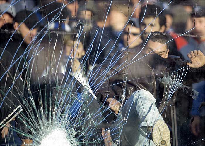 Disturbios en Roma y Milán tras la muerte de un aficionado del Lazio