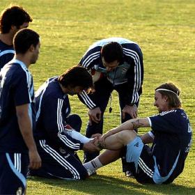 Guti sufre un esguince y es duda contra el Valladolid Guti sufre un esguince y es duda contra el Valladolid