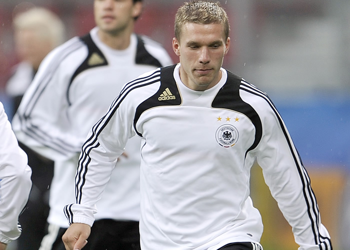 Podolski y Lahm jugarán ante Austria