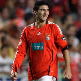 El Benfica de Quique Flores y Reyes acaba con el Sporting El Benfica de Quique Flores y Reyes acaba con el Sporting