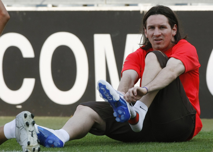 Messi se entrena con normalidad y entra en la convocatoria