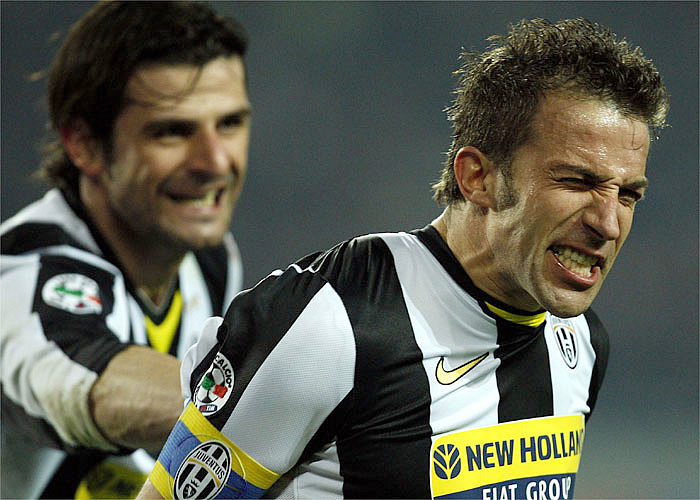 La Juventus golea al Bolonia, mientras el Génova gana en Cagliari