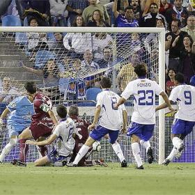 El Zaragoza regresa a Primera con victoria El Zaragoza regresa a Primera con victoria