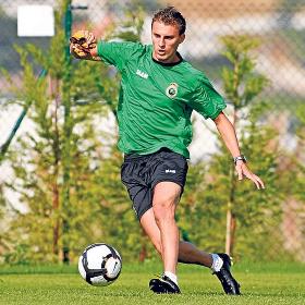 Mandiá hará debutar en Treceño a Henrique Mandiá hará debutar en Treceño a Henrique