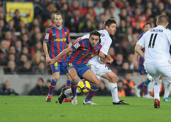 Xabi Alonso: "Messi se merecía el Balón de Oro, pero también Xavi o Iniesta"