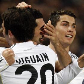 El Madrid celebra los goles de Cristiano El Madrid celebra los goles de Cristiano