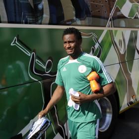 El nigeriano Obi Mikel se queda fuera del Mundial por lesión El nigeriano Obi Mikel se queda fuera del Mundial por lesión