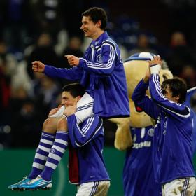 El 'Raúl alemán' mete al Schalke en semifinales en la prórroga El 'Raúl alemán' mete al Schalke en semifinales en la prórroga