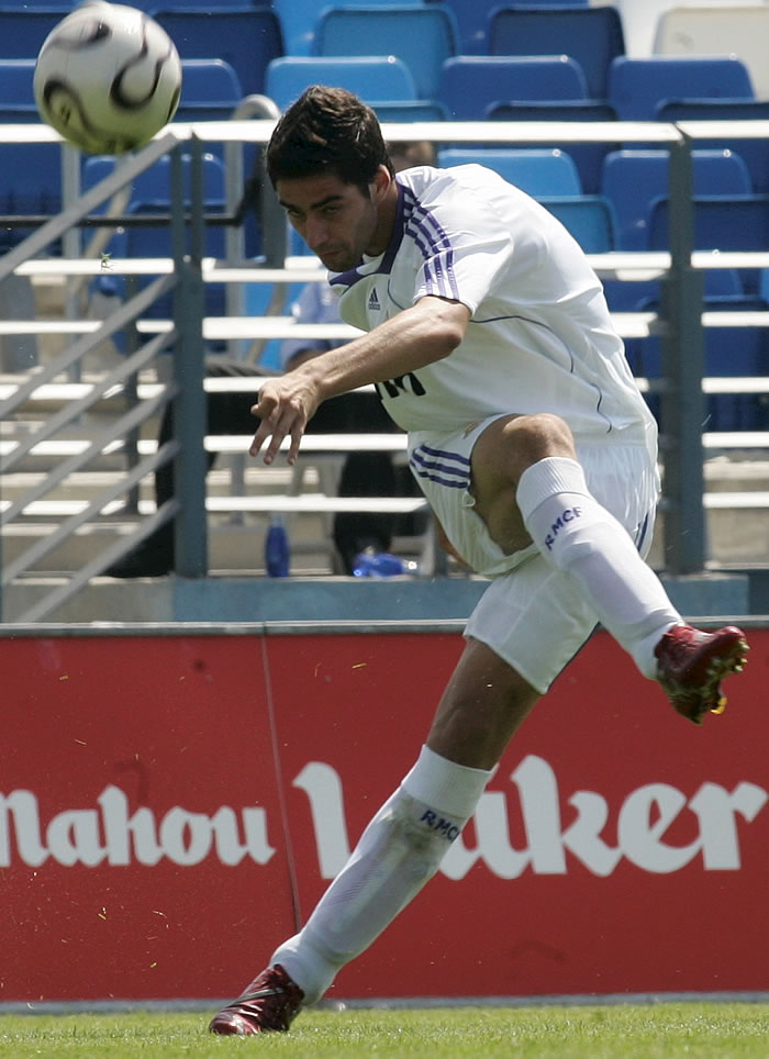 Mateos se verá hoy con el AEK