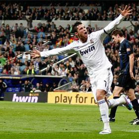"Cristiano encara desde más lejos y le golpean más" "Cristiano encara desde más lejos y le golpean más"