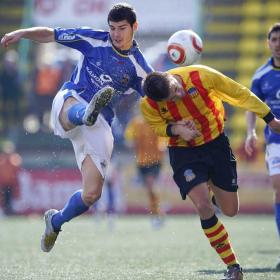 El Lleida podría desaparecer
para jugar en otra categoría El Lleida podría desaparecer
para jugar en otra categoría
