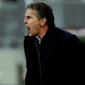 Puel: "Cris y Gourcuff mejoran; veremos evolución" Puel: "Cris y Gourcuff mejoran; veremos evolución"