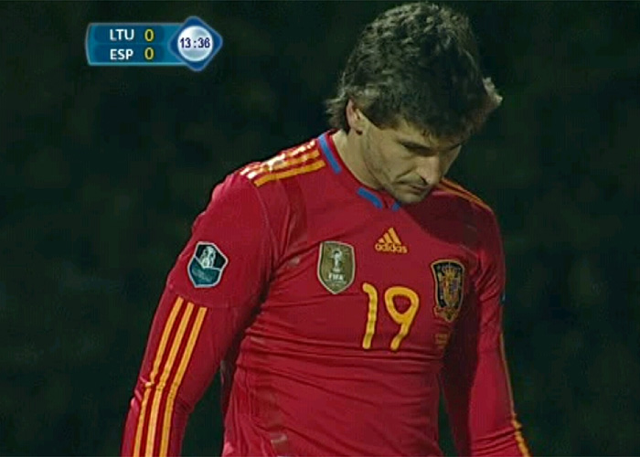 Llorente sale a jugar con la camiseta del Mundial
