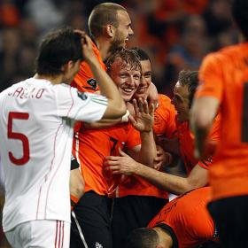 Holanda y Hungría se dan un festín de goles Holanda y Hungría se dan un festín de goles