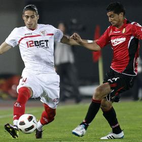 Cáceres firma por cuatro temporadas con el Sevilla Cáceres firma por cuatro temporadas con el Sevilla