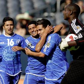 El Salvador golea a Cuba pero será tercero de grupo El Salvador golea a Cuba pero será tercero de grupo