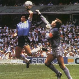 El barrilete cósmico y la mano de Dios El barrilete cósmico y la mano de Dios