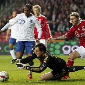 El United ficha a Ashley Young por 5 temporadas El United ficha a Ashley Young por 5 temporadas