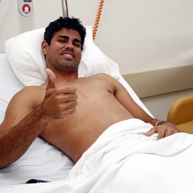 Diego Costa, operado con éxito de su rodilla derecha Diego Costa, operado con éxito de su rodilla derecha
