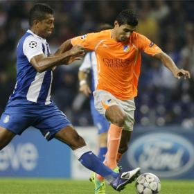 El pegajoso Apoel complica las cuentas del Oporto El pegajoso Apoel complica las cuentas del Oporto