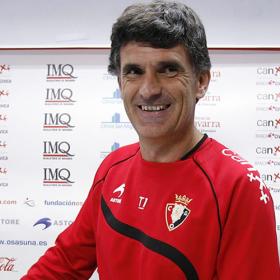 "Sólo el Athletic paga las cláusulas íntegras" "Sólo el Athletic paga las cláusulas íntegras"