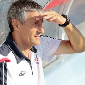 Nota del Racing: 'Setién sólo respeta el color del dinero' Nota del Racing: 'Setién sólo respeta el color del dinero'