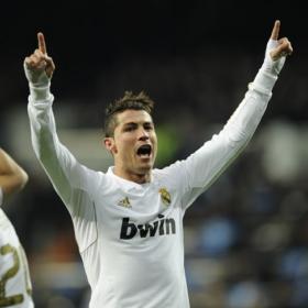 Cristiano marca el gol 4.000 del Madrid en el Bernabéu Cristiano marca el gol 4.000 del Madrid en el Bernabéu