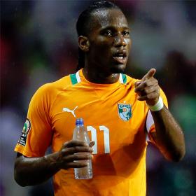 Anelka espera la llegada de Drogba al Shenhua Anelka espera la llegada de Drogba al Shenhua