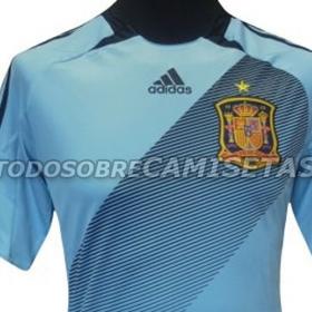 La segunda equipación de España será azul claro La segunda equipación de España será azul claro