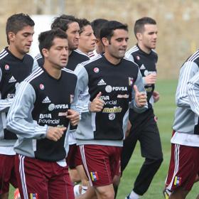 Venezuela: Amorebieta se entrena con el grupo Venezuela: Amorebieta se entrena con el grupo