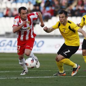 El Almería quiere quedarse en propiedad a Juanma Ortiz El Almería quiere quedarse en propiedad a Juanma Ortiz