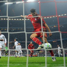Gómez, Ribéry y Robben postulan al Bayern al título Gómez, Ribéry y Robben postulan al Bayern al título