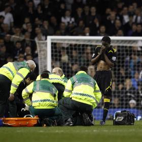 Aplazado el Aston Villa-Bolton por Fabrice Muamba Aplazado el Aston Villa-Bolton por Fabrice Muamba