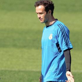 Ricardo Carvalho será baja: sufre una rotura fibrilar Ricardo Carvalho será baja: sufre una rotura fibrilar