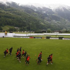 España preparará la Euro donde el Mundial España preparará la Euro donde el Mundial