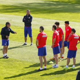 Simeone llama a siete canteranos para la sesión Simeone llama a siete canteranos para la sesión