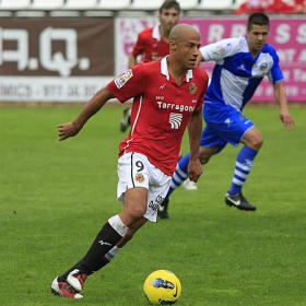 Powel: "El Elche es mi gran reto, aportaría goles" Powel: "El Elche es mi gran reto, aportaría goles"