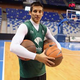 El Unicaja aparta del equipo al base Kriptars Valters El Unicaja aparta del equipo al base Kriptars Valters