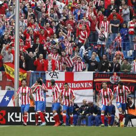 El Cholo y el equipo enganchan a un estadio que se llena El Cholo y el equipo enganchan a un estadio que se llena