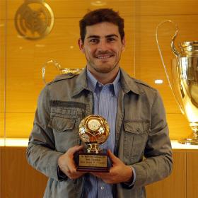 Casillas, Messi, Guardiola, Xavi y el Barça, premiados Casillas, Messi, Guardiola, Xavi y el Barça, premiados